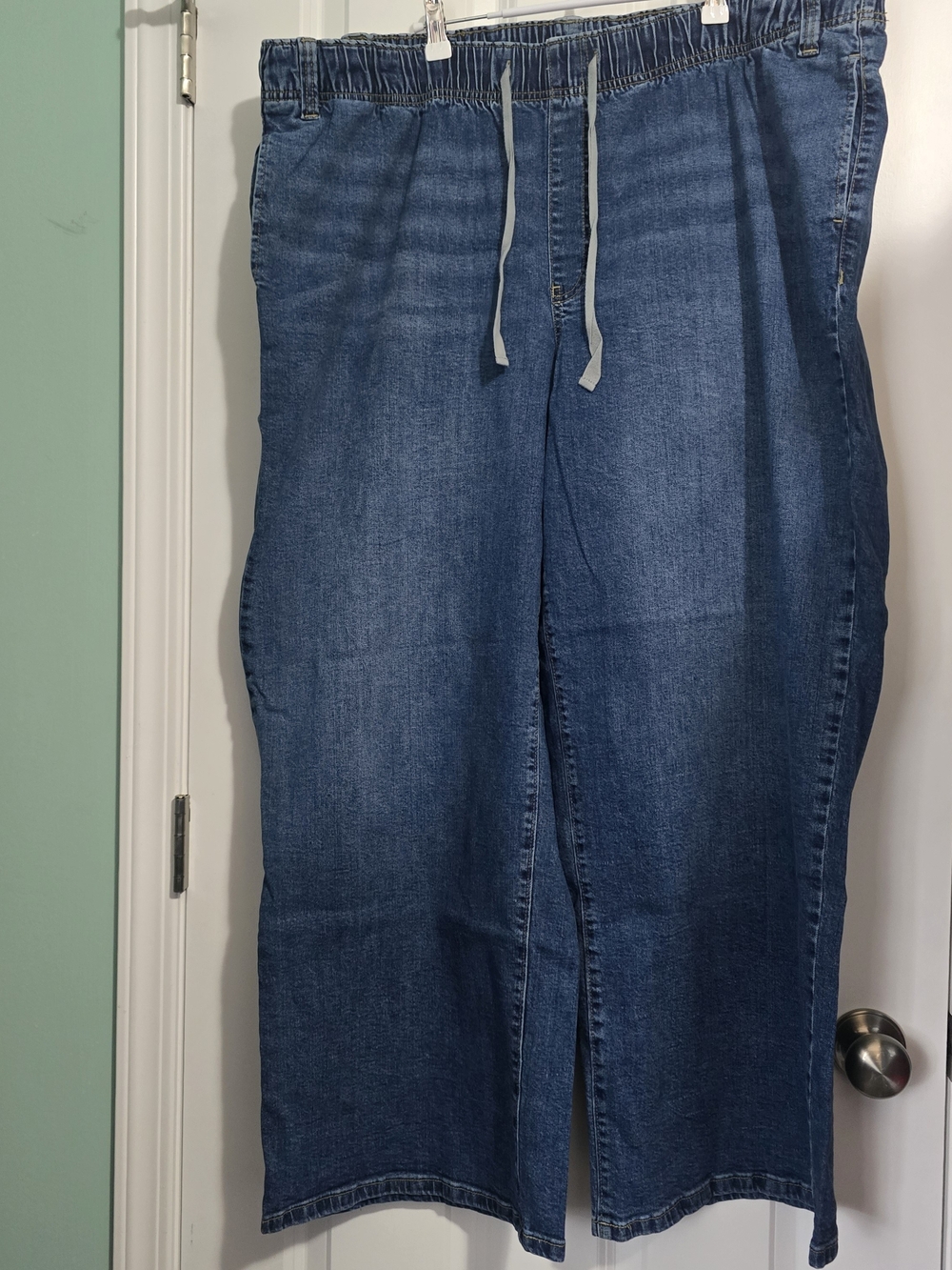 Maurices Women’s Elastic Waist Blue Denim Jeans